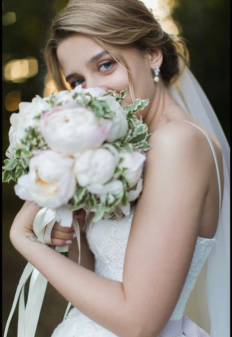 An Elegant Garden Wedding