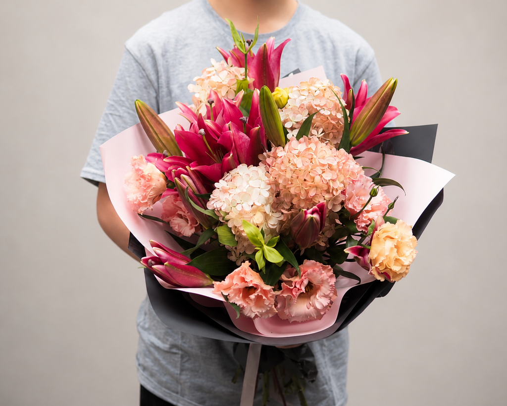 Hydrangea & Lily Delight